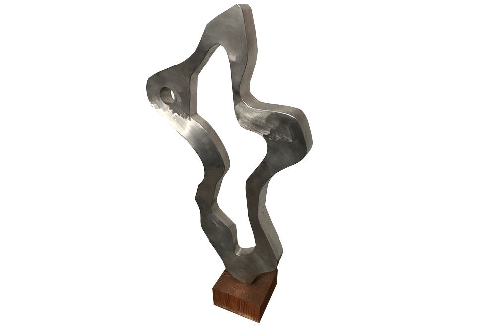 HUGO CHALÉ - Artista y escultor conceptual - Escultura Formas - Técnica: acero inoxidable satinado